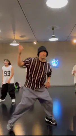 #razaris #dance #dancestudio #saitama #musashiurawa #武蔵浦和 #さいたま市 #hiphopdance #jazzdance #kpopdance #kidsdance #ラザリス #ダンス #キッズダンス #STYLEHIPHOP #TAKA-KI