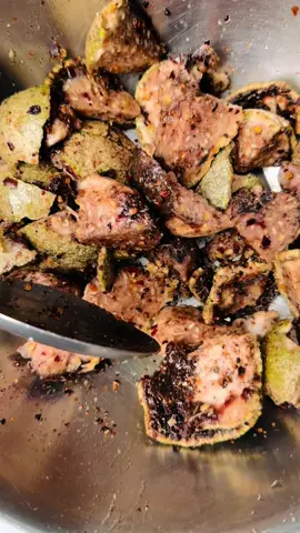 သီးသီးမှည့်လို့ကြွေကျကုန်ပီ#သီးသီးသုပ်စားမယ်#မြင်ပါများပီးချစ်ကျွမ်းဝင်အောင်လို့🤒🖤 #ရောက်ချင်တဲ့နေရာရောက်👌 #ဆယ်လီမှအသဲပေးတာလား😔😑 #foryoupage #tiktokmyanmar #tiktokuni 