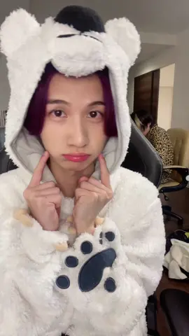 後ろに映ってる人の名前わかる人〜！#ぼっちの冒険 #福岡 