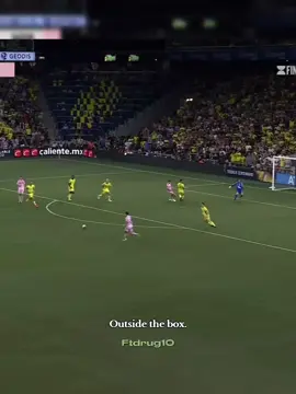 the most outside the box goal in Football history 🇦🇷🗿 #fyp #leomessi #fcbarcelona #fyp #messi #foryou #argentina #viral 