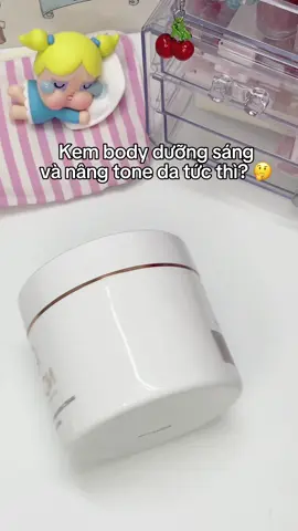 bí quyết nâng tone da trắng hồng trước khi chụp hình của tuii mỗi lần thoa kem body Rmon là lên hình trắng phát sáng lun 📸☁️🎀 #xuhuongtiktok #trendingtiktok #kbeauty #fyp #foryou #rmon 
