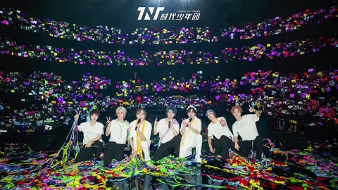 Hoá ra cho đến tận bây giờ t vẫn chưa hết luỵ concert 😢 #tnt时代少年团 #tnt_thời_đại_thiếu_niên_đoàn #concerttnttrammacau 