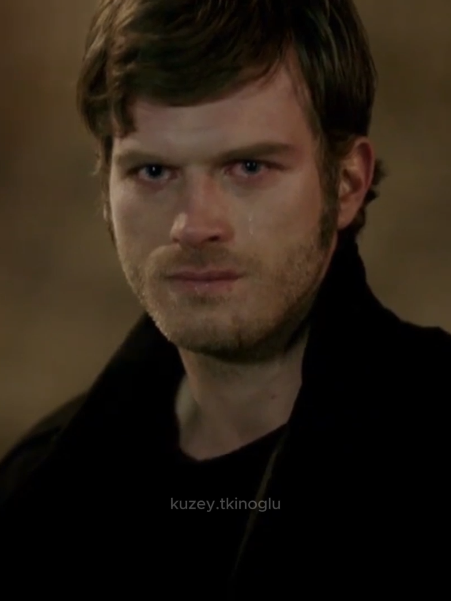 ulan bir şey mi yolunda gitmez ya bir insanın hayatında hiç güzel birşey olmaz mı ya? #kuzeytekinoglu  #kuzeytekinoğlu  #kıvançtatlıtuğ  #kuzeygüney  #sad