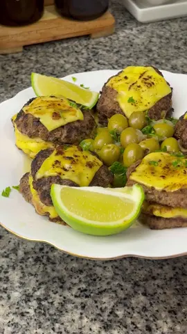 طبق راقي و لذيذ باللحم المفروم طري و بنين 😍  #طبخ #طبخات #طبخات_تيك_توك #طبخات_سهله_لذيذه #اكسبلور #اكلات_لذيذه #جزائري🇩🇿 #وصفات_طبخ #مطبخي #مطبخي #cuisine #وصفة #algerie🇩🇿 #cuisinefacile #اكل #جزائر #cuisinetiktok 