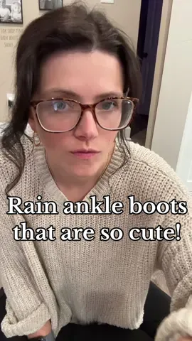 These rain shoes are such a cute addition to an outfit on a rainy day. #rainyday #rainboots #falldealsforyou #tiktokshopholidayhaul #tiktokshopfinds 