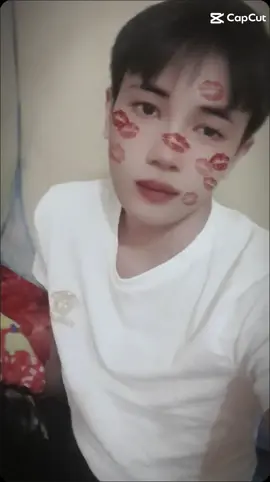 thằng nhóc hồi đó h đi lm cty r😅