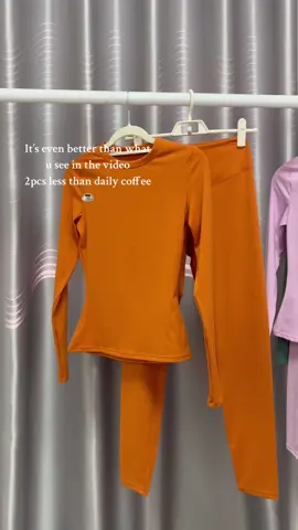 #sportlover #sportset #sportgirl #gymgirlsoftiktok #gymwear #tracksuit #leggings #foryoudays #autumnandwintersale #halloweensale #blackfridayearlydeals 