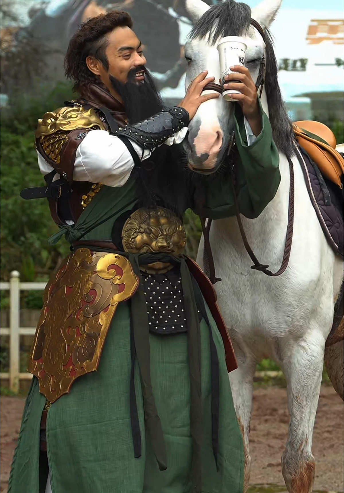 Big brother, third brother, I‘ll drink first as a sign of respect 👊✌️#cos#coslk #bodybuilding #gym #gymmer  #gymvideo #GymTok #foryou 