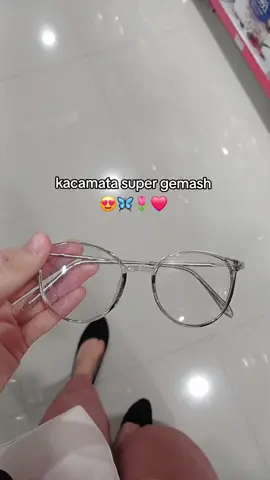 bagus bgt harus beli sii😍🤪#kacamata#kacamataantiradisi#kacamataviral 
