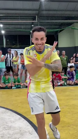 Eu amo vocês ❤️⚽️  #futebol #futsal #dribles #skills 