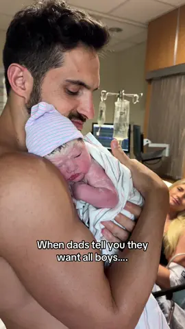 Girl dad power 🥰❤️ #girldad #dadsofinsta #dadlife #moms #momsofinsta #momlife #babiesofinsta #babylife #foryoupage #fyp #parents #parentsofinsta 