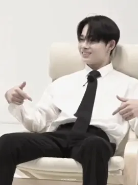 Ni-Ki is your boss and you are his secretary. As a boss he is strict, he pays attention to and studies every detail, he hates mediocrity and all those who work for him and have that defect are fired suddenly. You don't really blame him, he hasn't come this far for nothing, all his achievements have been based on effort and dedication, you admire him for it. He has always held you in high regard, despite how strict he is, once the work day is over, he always has a compliment to offer you, especially these last 2 months... his behavior towards you is softer and kinder, you are closer. Today you are preparing an important meeting that will happen in two days... Ni-Ki is in his office, but the inexplicable happens and his frustration reaches extreme levels.  Ni-Ki enters your office like a hurricane....  