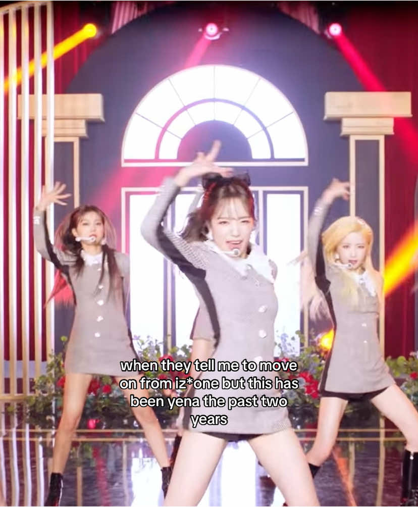 no one will ever be able to love izone more than yena #yena #izone #lesserafim #ive #chaeyeon 