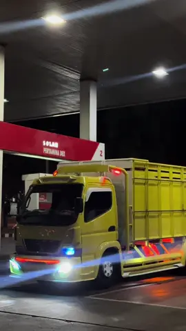 bismillah perdana jang kasep cing lancar #herexstyle #fyp #canter #drivermuda #trukmbois #trukmodifikasi 