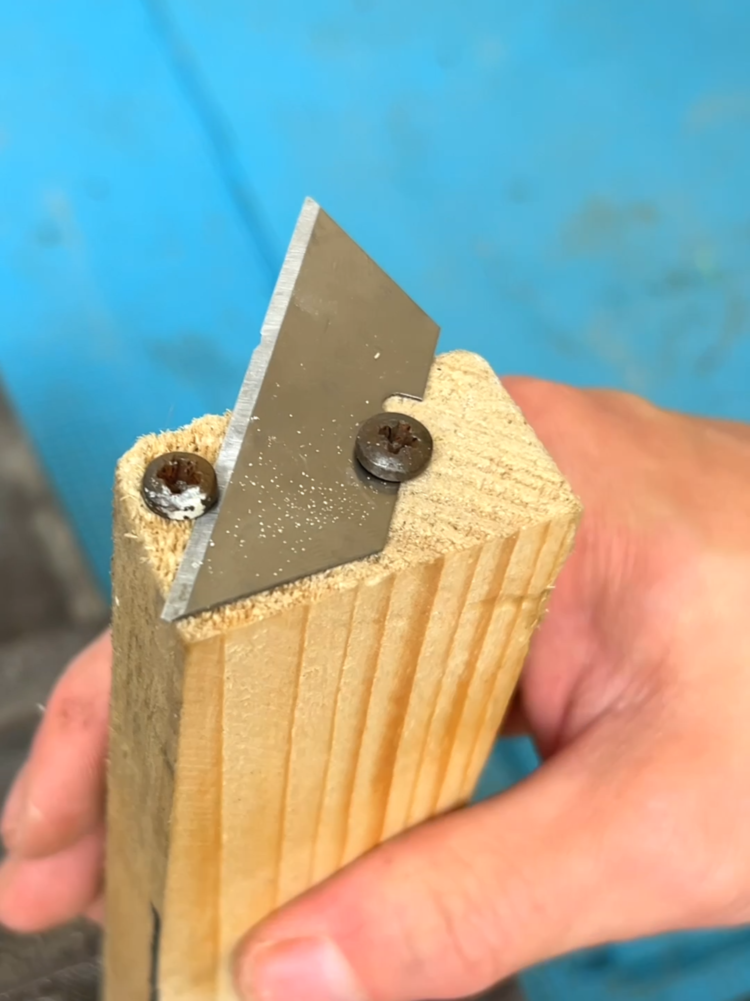 Perfect for the Job #tipcentric #tips #tipsandtricks #tools #maker #workshop #LearnOnTikTok #worksmarternotharder #knot #drywall