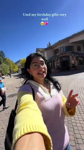 With all the stress going on i forgot all gifts i was given on my birthday 🫶🏼 This lunch is a thank you on Ellen 💖 #fypシ #fyp #paratii #paratiii #creatorsearchinsights #Lifestyle #birthdaypresent #destress #HealingJourney #colorado #Lifestyle #minivlog #latinacontentcreator #vail #vailcolorado #food #latinocreator #fyppppppppppppppppppppppp 