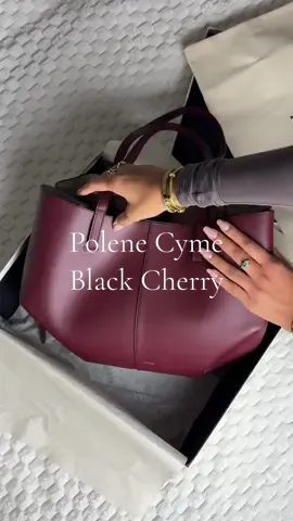 This color. No more words needed… 🫶🏼🍒🫢 @polene_paris #poleneparis #polene #unboxing #speechless #bagunboxing #totebags #blackcherry #fyp #fashion #fashiontiktok #mamacitasrepost 