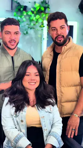 Cut four hands 🙌 By MarchellBeauty  #cortes #beleza #beauty #cortesdecabelo #marchellbeauty 