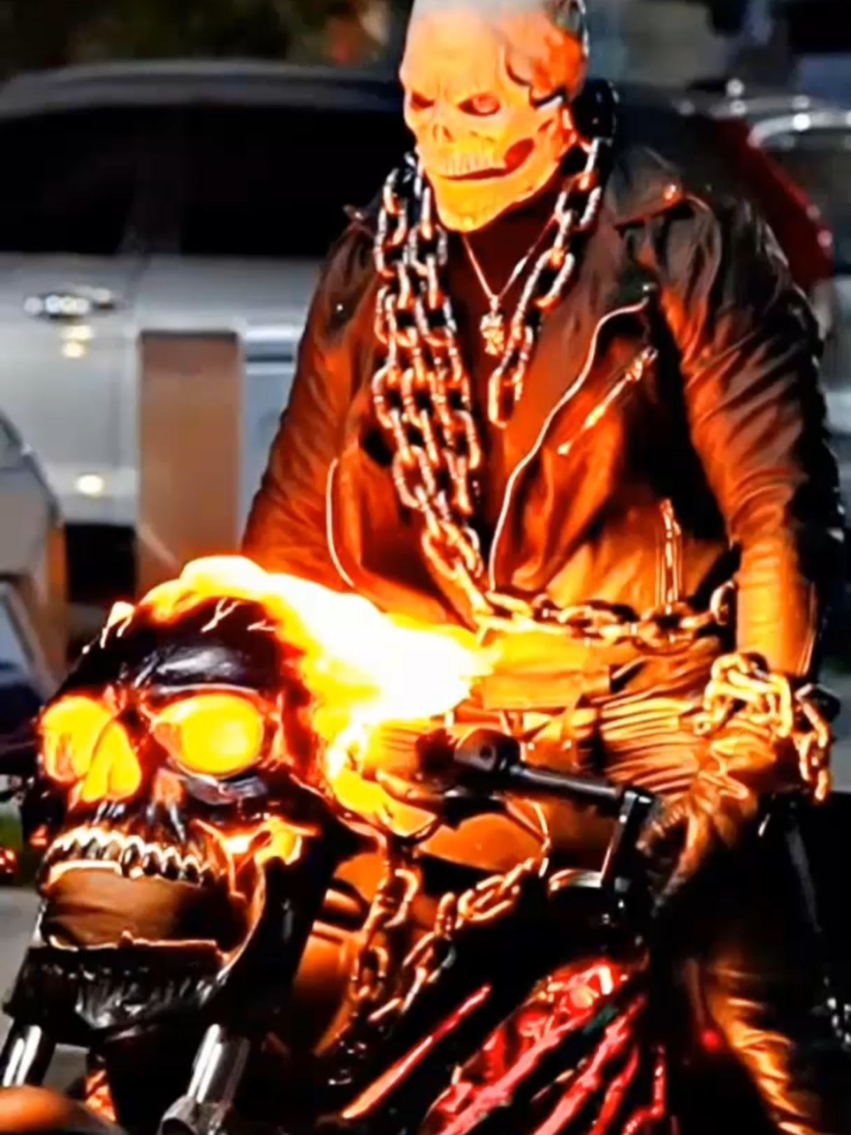 Motoqueiro Fantasma Apareceu Novamente e...