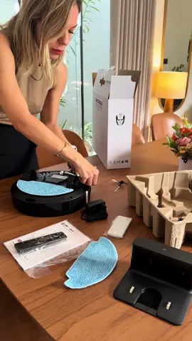 básico e completo 🤖🩷 link - https://odcasa.com/68 esse robô da @Liectroux Brasil aspira e passa pano ao mesmo tempo, tem aplicativo e faz mapeamento dos ambientes que é um super diferencial.  Link no meu perfil 👆🏻 #roboaspirador #tecnologia #casa #fyp #foryou