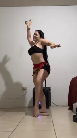 🤍🌟siempre bailando #bellydance #belly #egypt #dancersoftiktok #egypttiktok #arab #latina #maksum #baladi #darbuka #percussion #music #instrument #arttiktok #artist #Fitness 