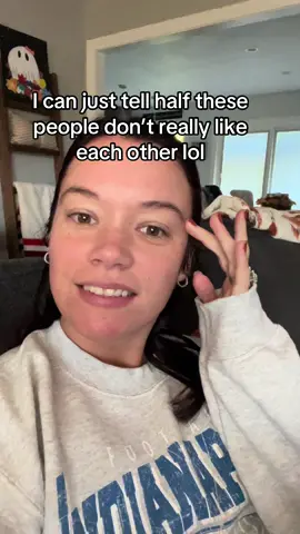 Big yikes on these people seeing each other for the first time lol #loveisblindnetflix #loveisblind #netflix #realitytv #faketv #fyp #awkward 