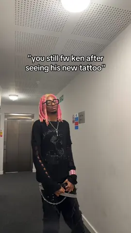 mfs already switched up 😭 #muybad #kencarson #viral #tattoo #zealgxng 