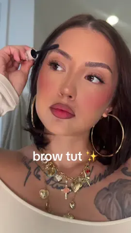 ABH will forever hold it down!! I would never let you have bad brows on National Brow Day 🤪 My daily routine. @Anastasia Beverly Hills Brow Freeze Gel and Perfect Brow Pencil in Granite! Both available at @sephora 🖤 #ad #SephoraSquad #anastasiabeverlyhills #abhbrows
