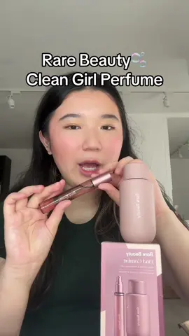 Rare Beauty fresh out of the shower perfume🫧🩷 aka THE clean girl scent✨ the find comfort fragrance set is like THE clean girl fragrance it lasts so long and makes you smell fresh for hoursss😭❤️ its  an affordable and long lasting perfume STAN rare beauty for this clean perfume fr for on the go and touching up after working out or the gym #rarebeauty #rarebeautyfindcomfort #rarebeauty #cleangirl #cleangirlaesthetic #perfumetok #fragrancetok #smellgood #personalhygiene #girlytips #everythingshower #rarebeautyblush #rarebeautymakeup #cleanperfume #cleangirlmakeup #cleangirlperfume #affordableperfume #longlastingperfume 