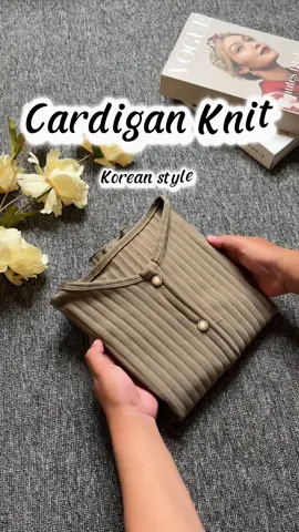 #fyp #soundviral #fashioncewek #reviewproduk #outfit #affiliator #affiliatortiktok #outfitideas #foryou #cardigan 