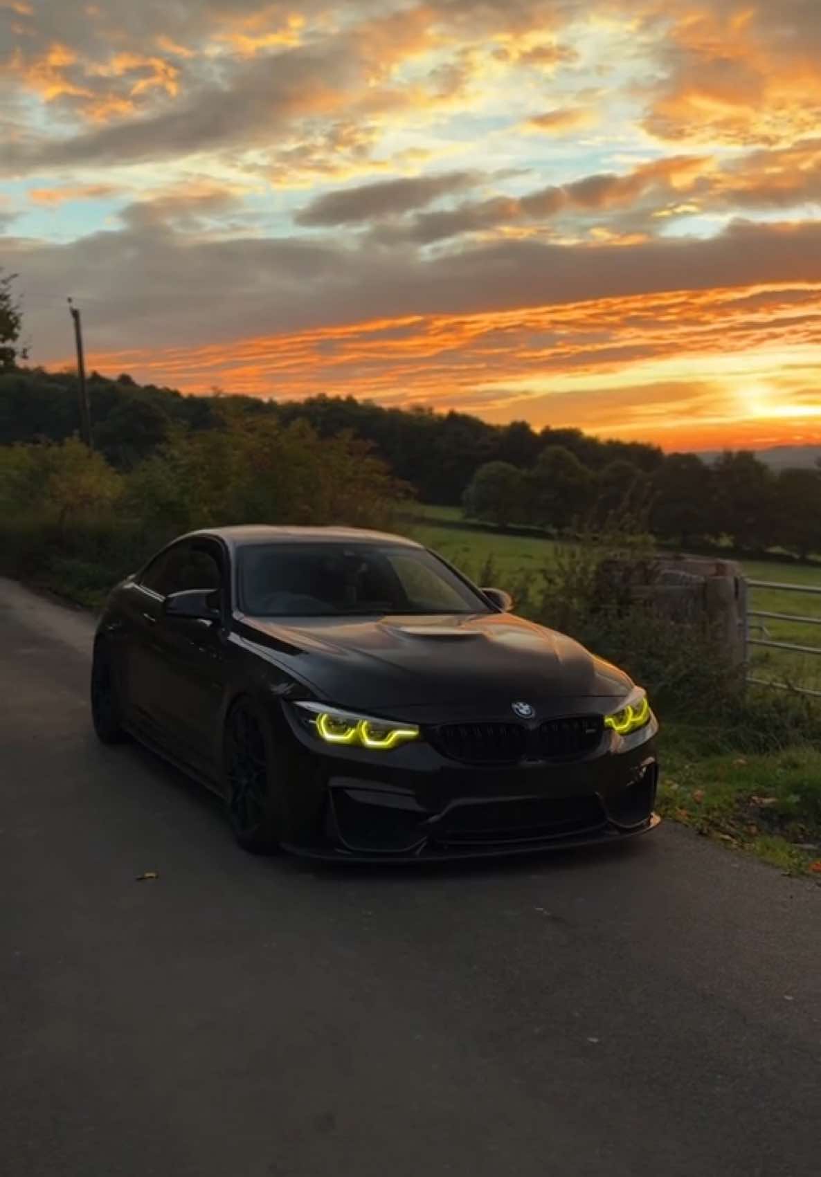🙂‍↕️ #bmw #m4 #bmwm4 #m4competition #bmwm #csl 