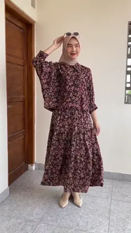 Motif terbaru nya nih #safarasetrok #setrok #setrokviral #setelanwanita #hijaboutfit 