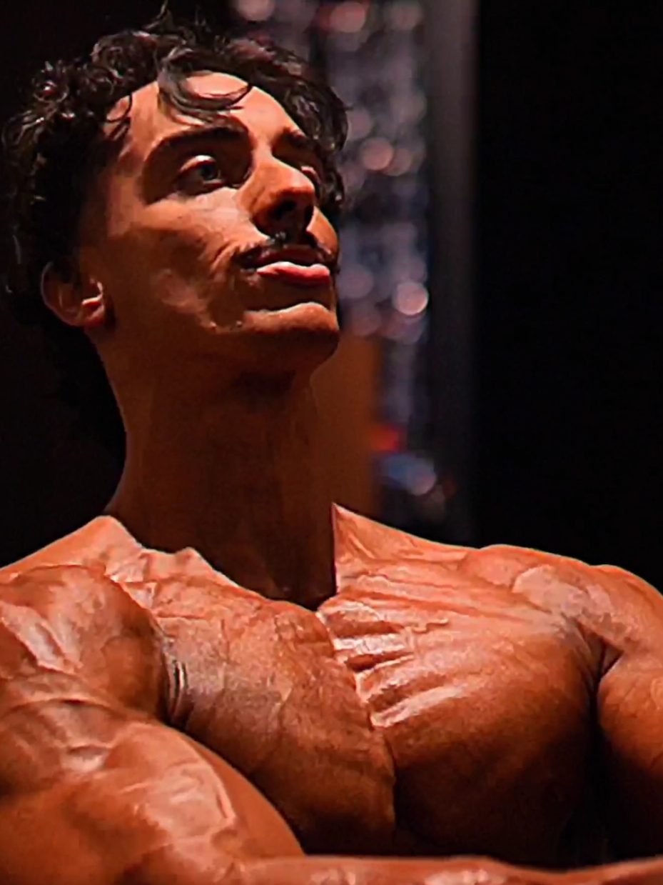 🚨 First Pro Show of the season! Disponible à 16H30 🌍! #bodybuilding #naturalbodybuilding #wnbf 