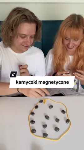 Gramy w magnetyczne szachy z @adam mirek  jest to fascynujące 🥸#gryplanszowe #planszówki 