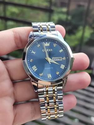This watch is absolutely amazing!