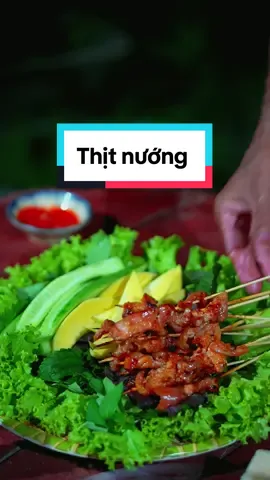 Trời lạnh bắt lửa than làm đồ nướng ở sân vườn thì quá tuyệt luôn mọi người ạ. Mọi người ăn cùng ba con mình nhe #thitnuong #xuhuong #nauancungtiktok #fyp 
