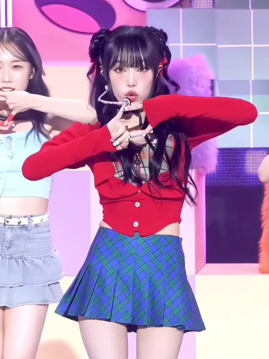 yena nemonemo fancam #yena #fancam #fancams #fyp #viral #trending #seu1g #kpop #izone #soloist #kpopfyp 