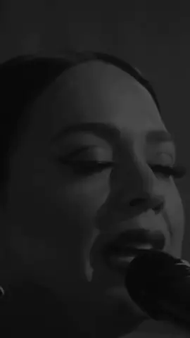 #CapCut                  #pdglyrics #musique #traduction #english #english #french #france🇫🇷 #edit #traductionfrancais 