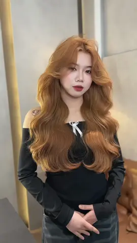 Vàng mơ siêu trắng da nè mấy ní 🍋#minahairsalon #tocdepmoingay #xuhuongtiktok #xhuong #trending #xh #fypシ #Mina #nhuộmtóc #uontocdep 