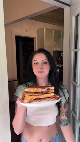 Ham, Bacon, Caramelized and Chipotle Mayo!