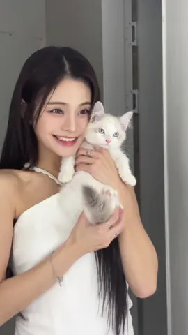 Say hi to Cheongi🤍 다섯째 청이 입니댜✨