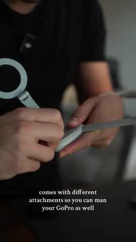 I think every creator needs one of this neck mounts! You can use it for unboxing videos, BTS, day in the life vlogs, etc etc, this product is now on sale in the tiktok shop! Get yours before they run out👀 #povshots #creatortips #contentcreatortips #videographytips #tiktokshopfinds 