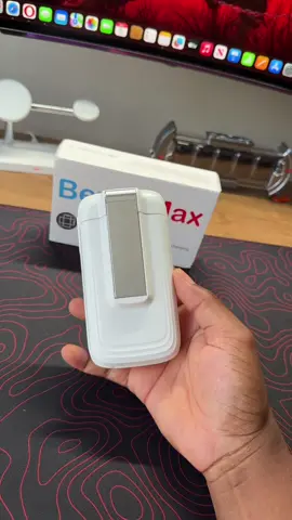 #powerbank #chargingstation #wirelesspowerbank #portablepowerbank #desksetup #nightstandorganization #tiktokshopblackfriday #tiktokshopcybermonday #falldealsforyou #techmortal #chargingstation #3in1charger 