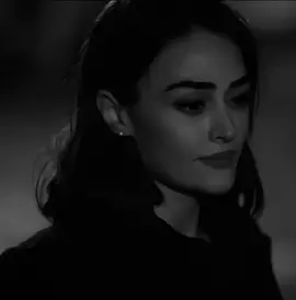 أسمر عبر مثل القمّر #esrabilgiç 