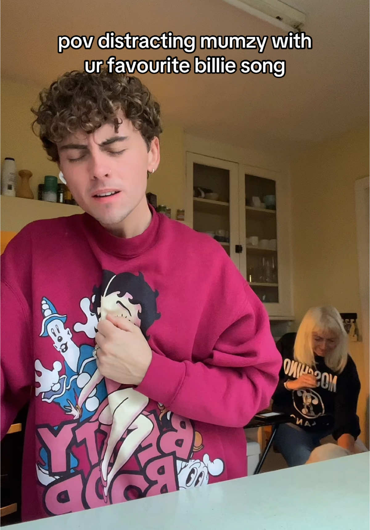 if you got billie tickets im very jealous  😔 @BILLIE EILISH #billieeilish #whenthepartysover #singingvideo #mumsoftiktok #reaction 