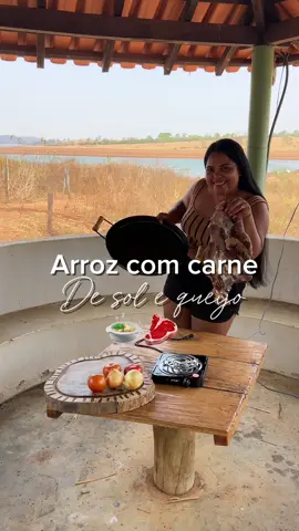 Cozinhando  #almoço  #arrozcomcarne  #cozinhando  #arroz 