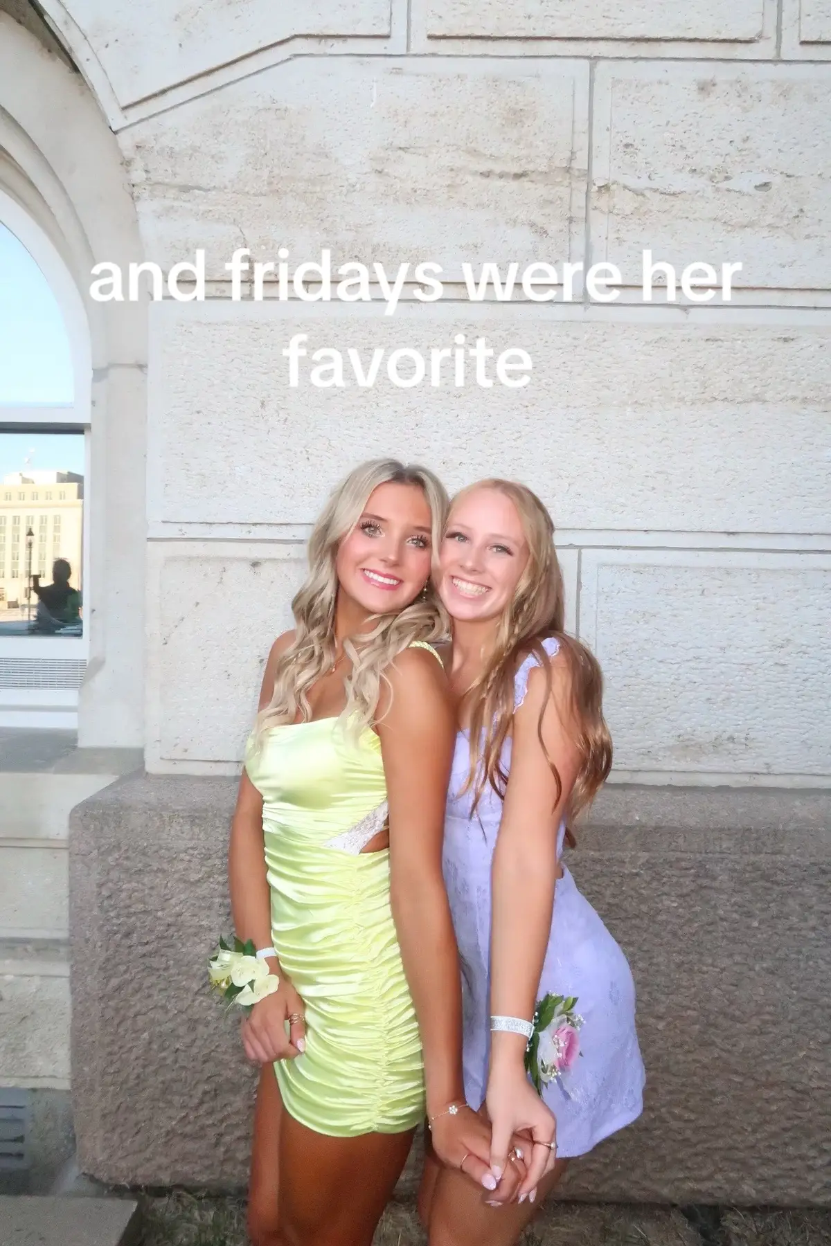 i love football cheer if you cant tell  #cheer #fyp #foryoupageofficiall #cheerleader 