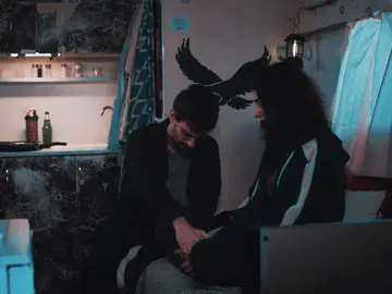 such an emotional scene 🥺 #yabani #yabanidizi #yabanidizisi #дикий #turkdizi #turkishseries #turkishdrama #asi #asikiz #alaz #AsLaz #aslaz #aslazedit #videoedit #rojbinerden #bertanasllani #viral #trending #foryou #fyp 