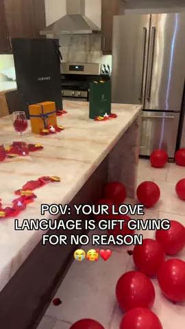 such a lover girl 🫶🏽❤️ thats why i never seen a 🥷🏽 that leave 😂 😩 #fyp #foryou #foryoupage #viral #realtionshipgoals #redhuston 