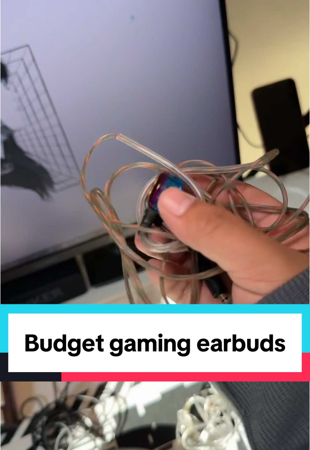 Replying to @eric eremita jr best budget gaming earbuds iems for the moneu for sure 💯 #earbuds #earphones #overtheearearbuds #iem #desksetup #gaming #GamingSetup #falldealsforyou 